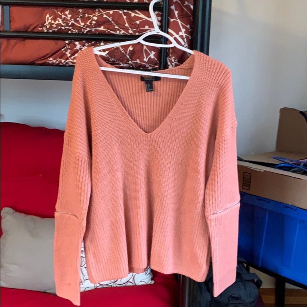 Dusty Rose V-neck Sweater with Zipper Accent